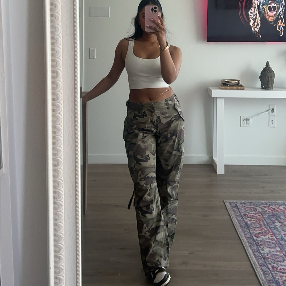 Abercrombie cargo low waist pants